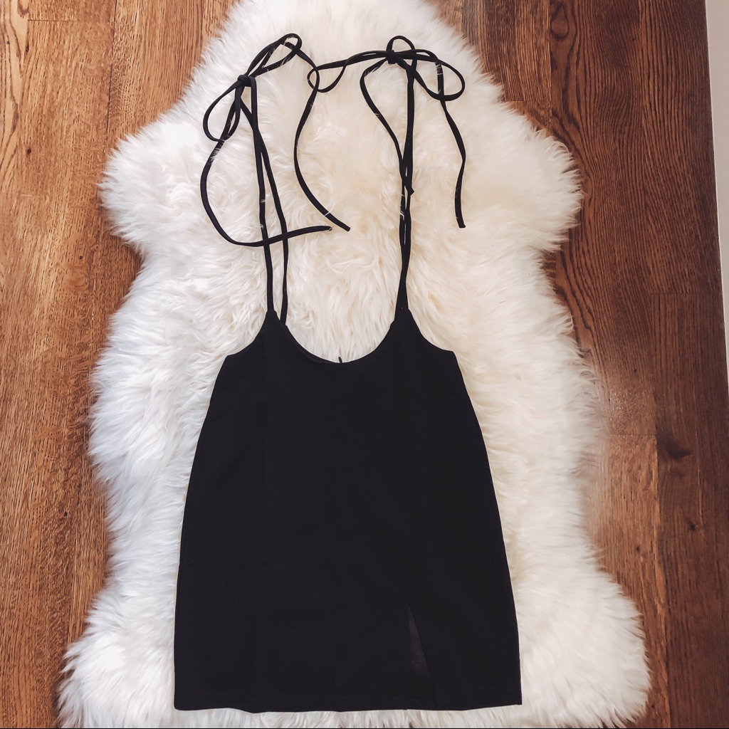 Tie Shoulder Split Hem